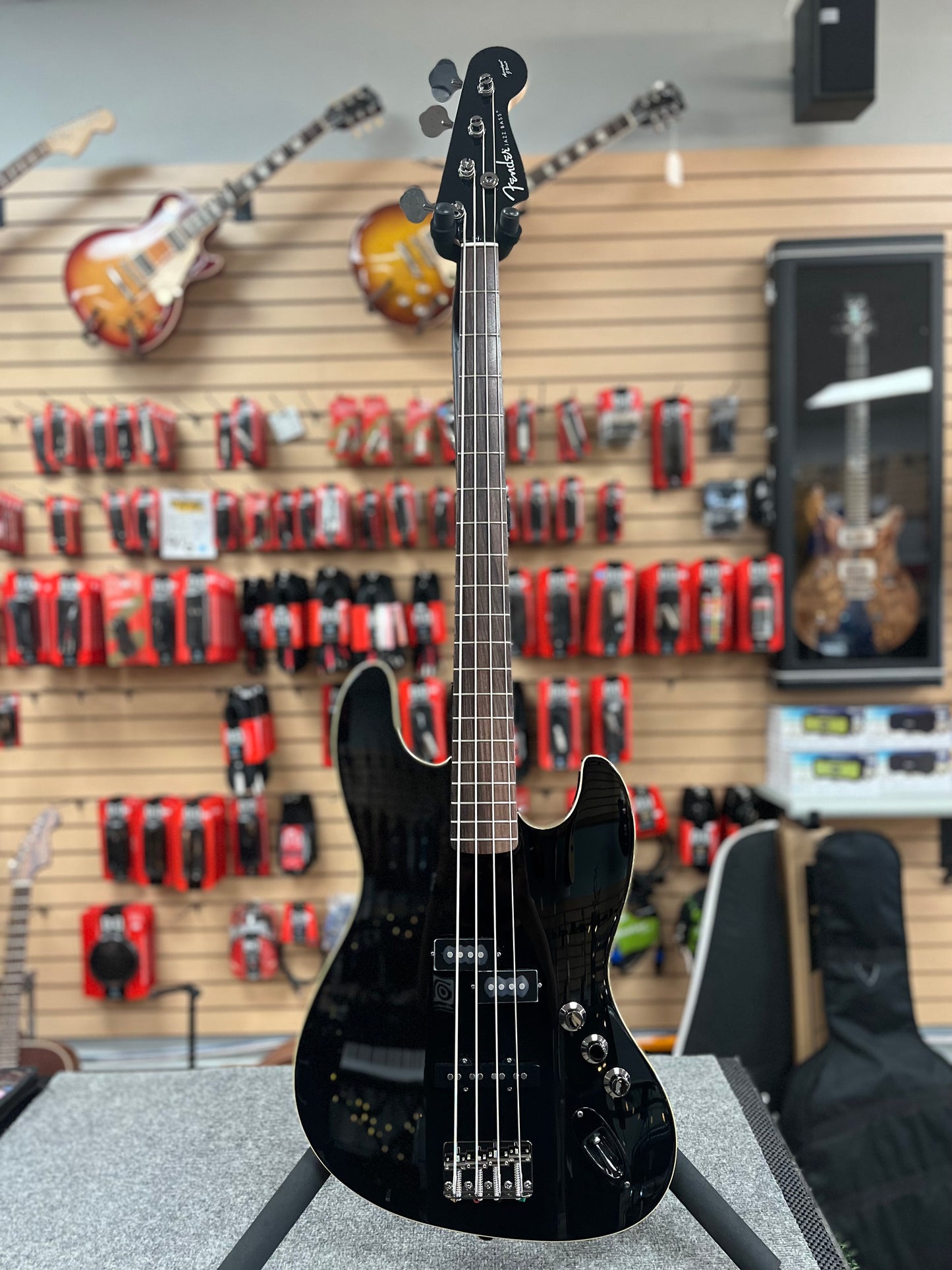 Fender Aerodyne Jazz Bass - Black