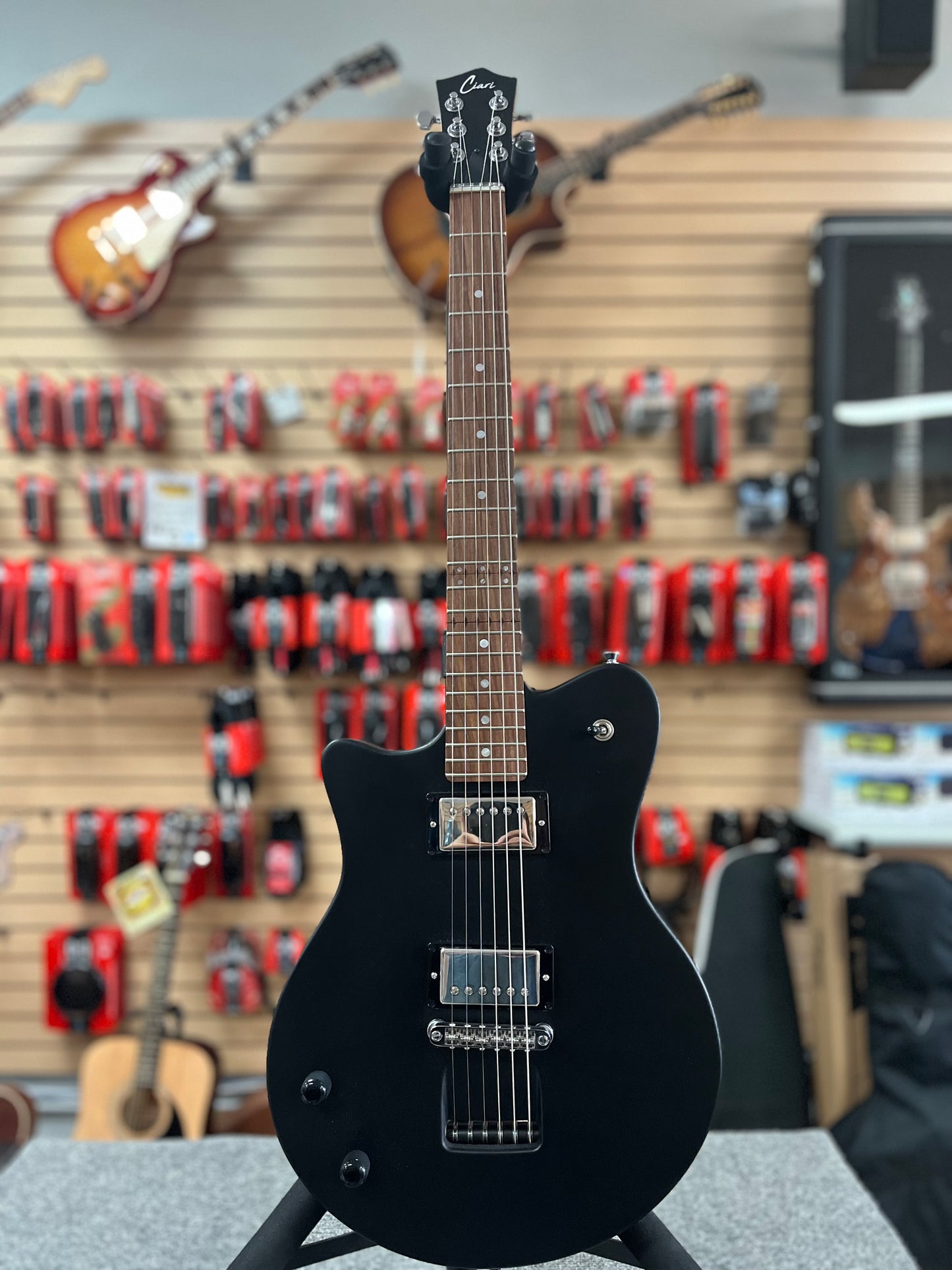Ciari Guitars Ascender Standard - Black (Left Handed)