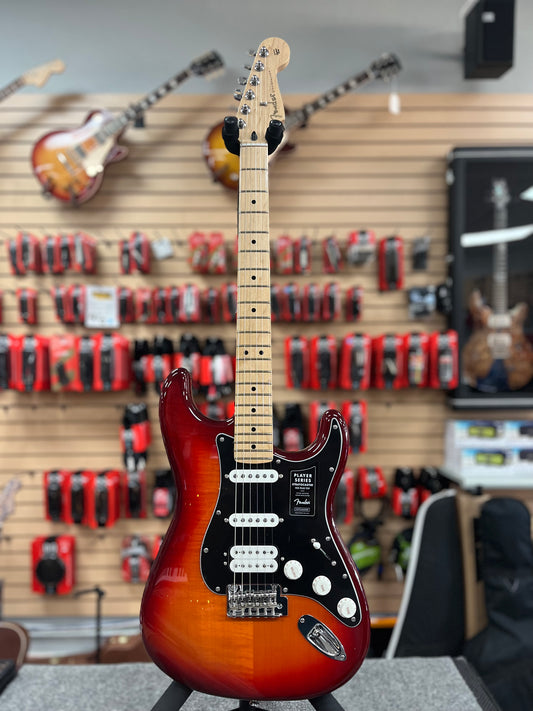 Fender Player Series Stratocaster HSS Plus Top - Aged Cherry Sunburst